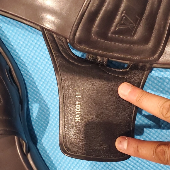 Louis vuitton brown leather slides slippers sandals size 11 usa - Picture 8 of 8